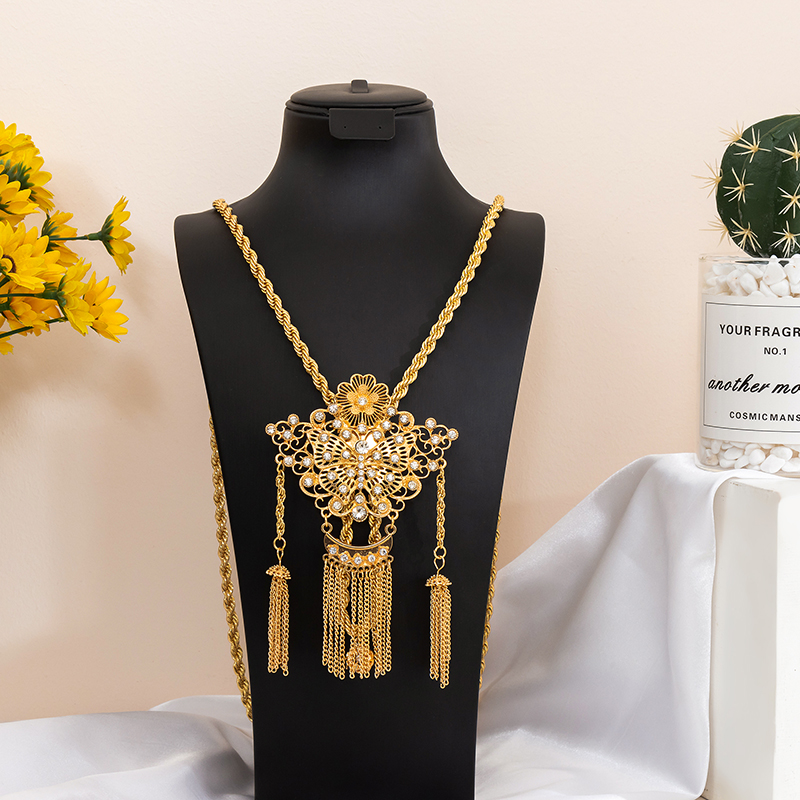 Ethnic Fashion Jewellery - Vintage Hohle Strass-Schmetterlings-Anhänger-Halskette mit mehreren Schichten