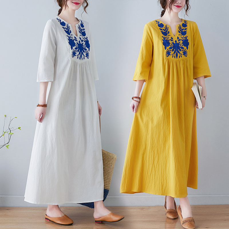 New Ethnic Fashion - Neues Ethno-Stil Loses Tief Ausgeschnittenes Midi-Kleid
