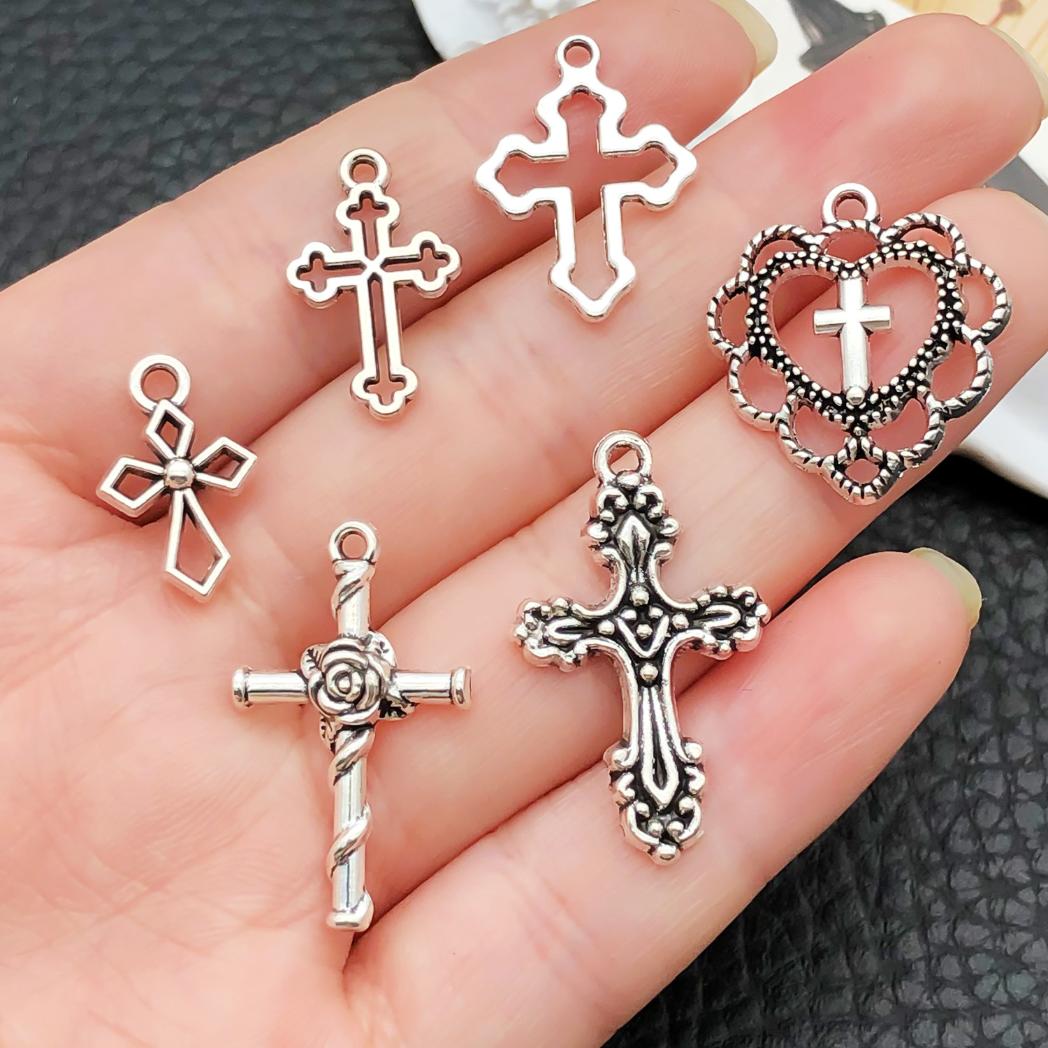 52-teiliges verschiedene Kreuz – Ethnic Fashion Jewellery Bewertung und Preis
