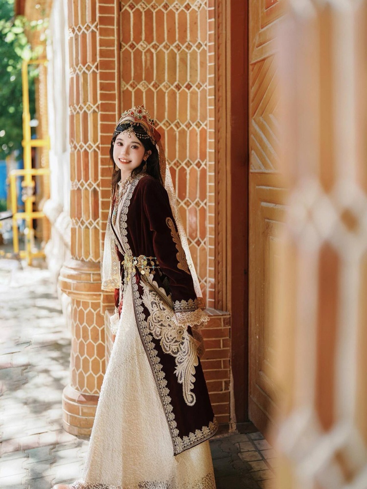 Neue Uygur-Kleidung für ethnis – Ethnic Clothing & Online Fashion Store Khaadi Us Bewertung und Preis